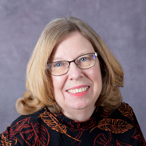 Interview With Author Lynn Rae – The Book Corner Chronicles